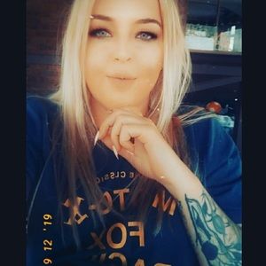 Meet your Posher, Rhiannon